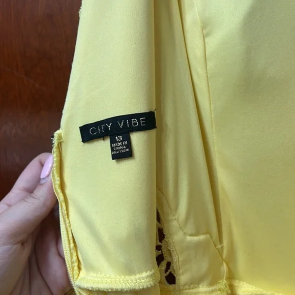 Prom Dress Yellow💛 NWOT - Picture 6 of 9